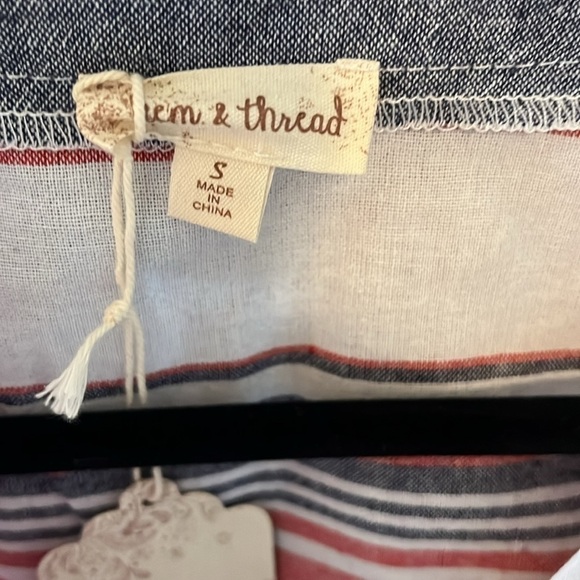 Hem & Thread Women’s Red And Blue Dress Size Small NWT - Picture 4 of 9